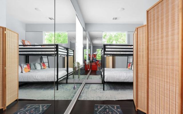 Stunning Centrally Located FUN 3BR Home