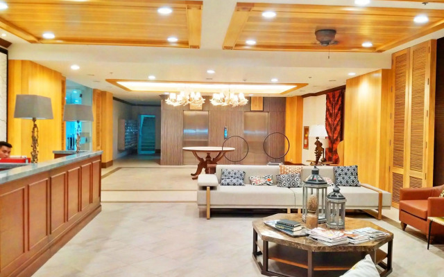 Cedar Peak Condo near Session Road