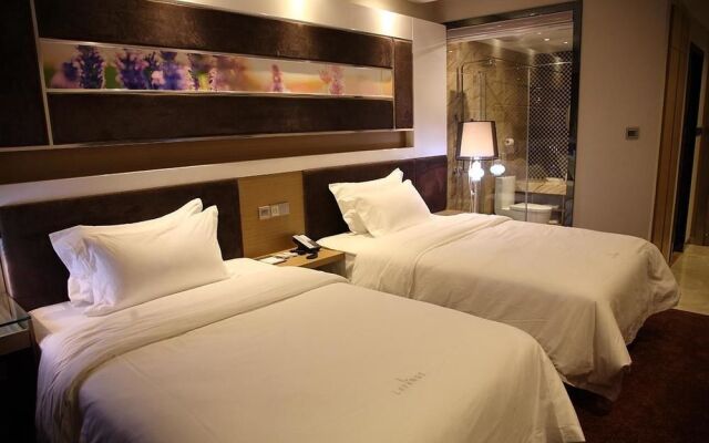 Lavande Hotel Sanya Bay Jixiang Street Branch