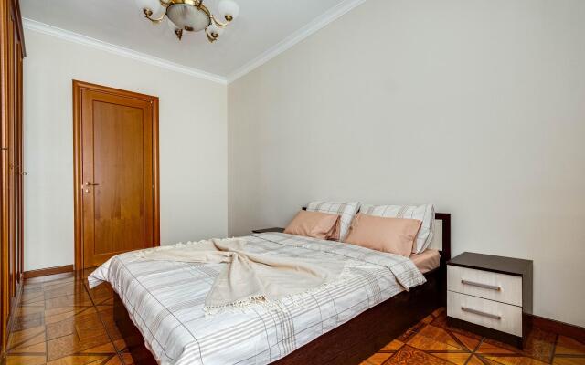 Komfort plus (Комфорт плюс) на проспекте Мира 118