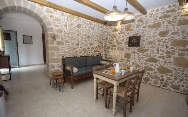 Pamelas House