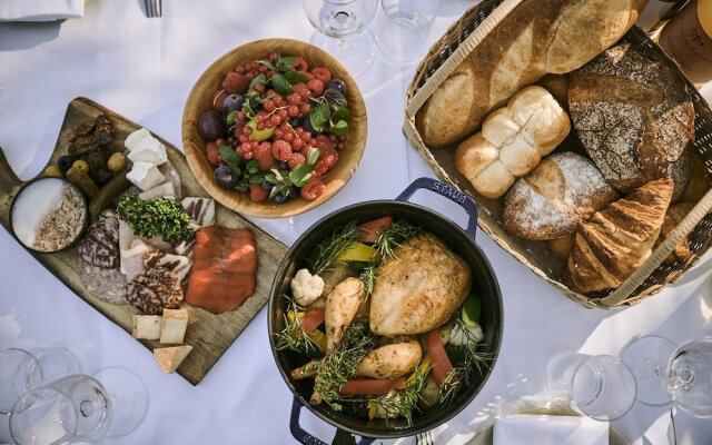 The Hiramatsu Karuizawa Miyota