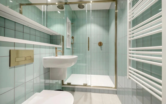 Refined London Haven