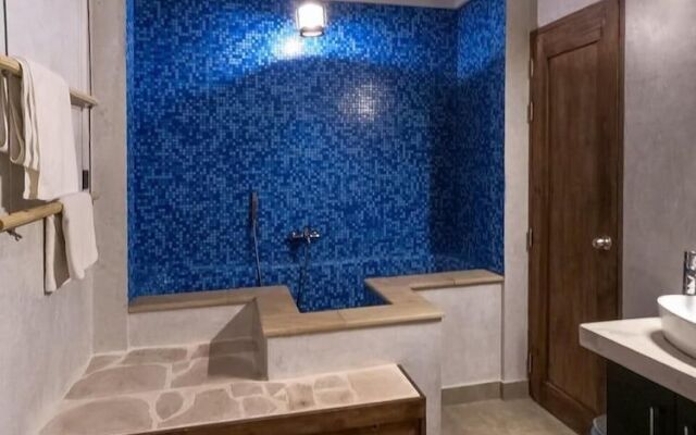 BrickWood Holiday Home