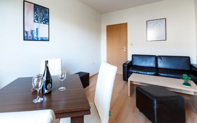Charming 1 Bedroom Apartment for 2 Guests