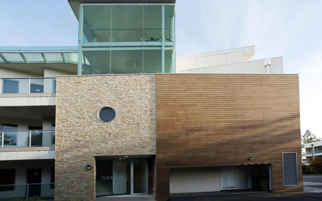 The Waves Apartments