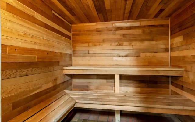 Best Western Swan Castle Inn