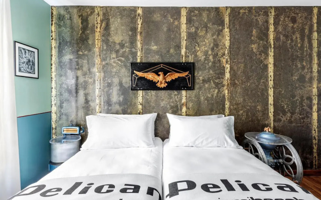 Pelican Hotel