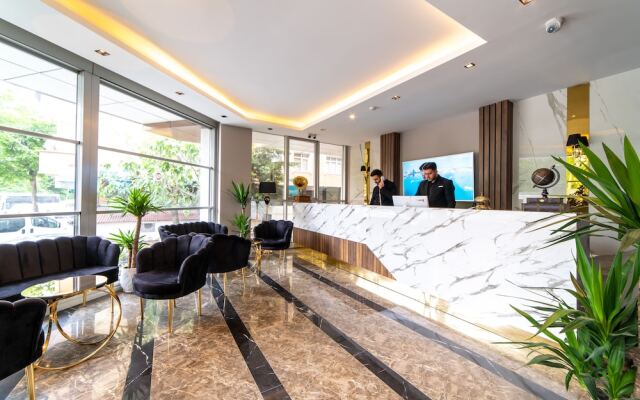 Garden Room Suit Hotel