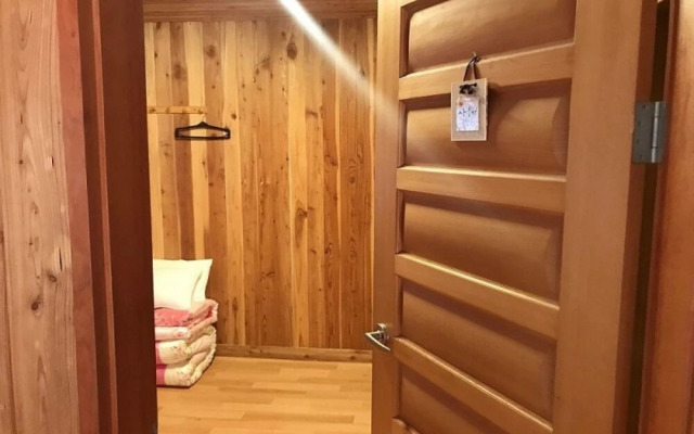 Jeonju Hanok Village Hyangchon Pension