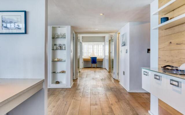 White Cliffs Penthouse