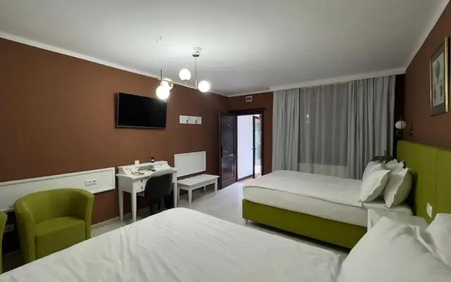 Marabou Resort