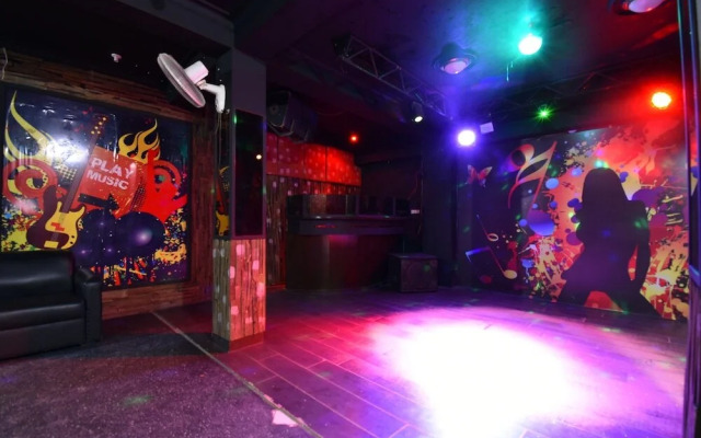 Hotel Rock land By Tuma Hotels