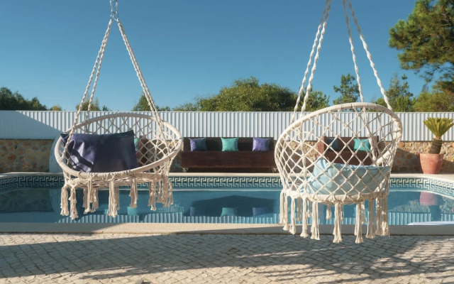 Cliff Surf Camp Hostel