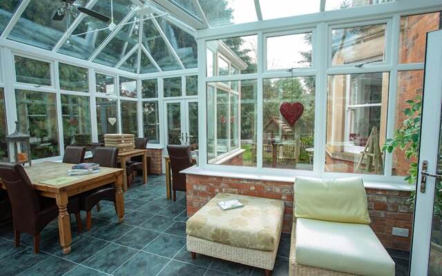 Treherne House & The Malvern Retreat