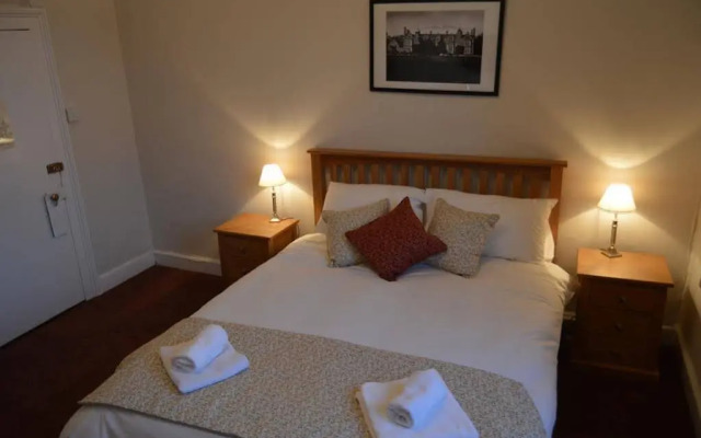 The Crown Hotel