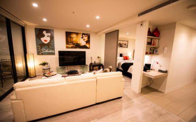 Modern, Clean, Luxury at the Right Price.....