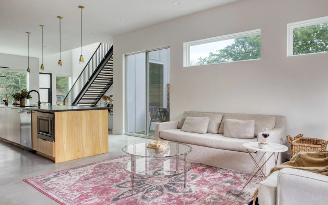 Melody by AvantStay | Peloton included, sleek home, Austin