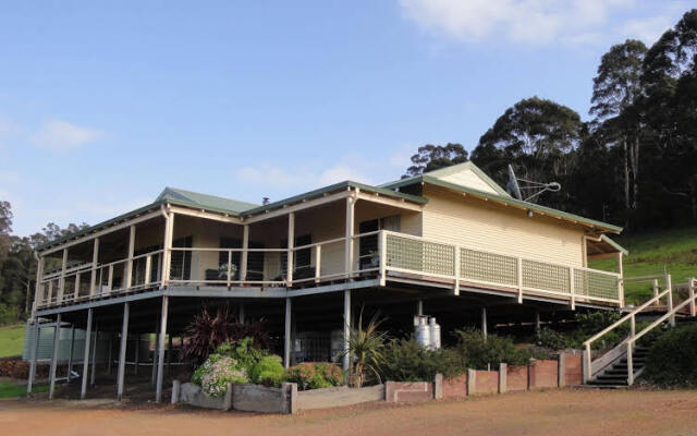 Tinglewood Cabins