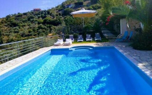 Dio Guesthouses
