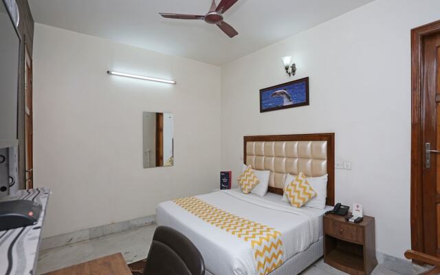 OYO 14445 Cyber Inn