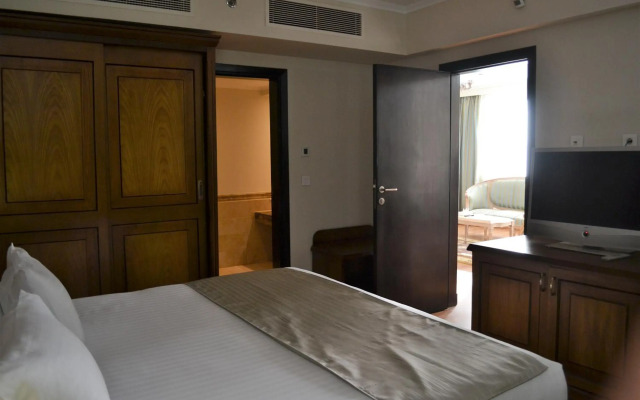 Cleopatra Hotel