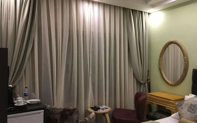 Itimat Hotel