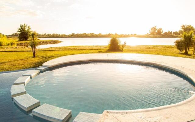 Howard Johnson by Wyndham Ezeiza Convention Center