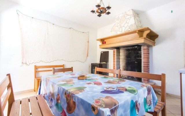 Stunning Home in Pula With Wifi and 4 Bedrooms