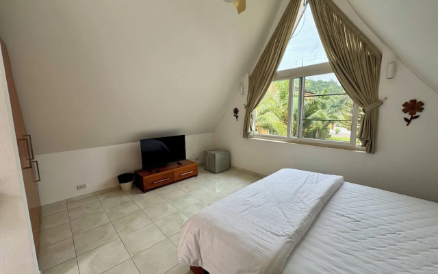 Siam Royal View Beachfront Villa by PSR