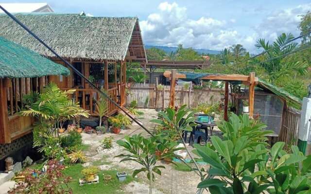 Titanic's Nipa Huts by Hiverooms