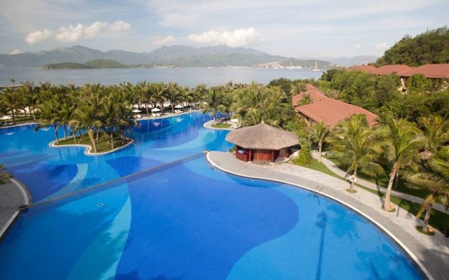 Vinpearl Luxury Nha Trang