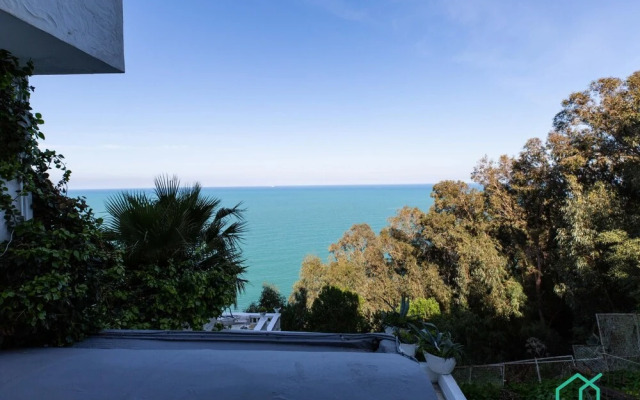 Infinite View Exclusive new 2bds With sea View