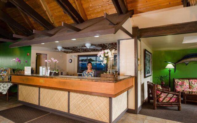 Uncle Billy's Kona Bay Hotel