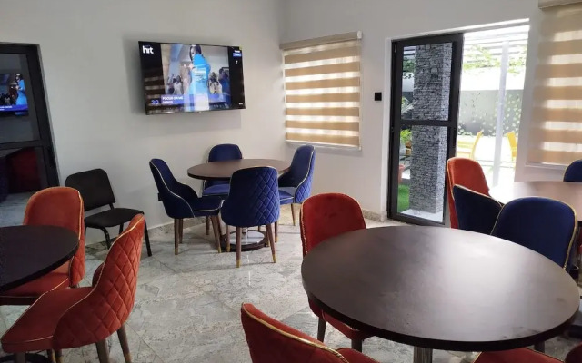 ComeInn by Abuja Sheraton