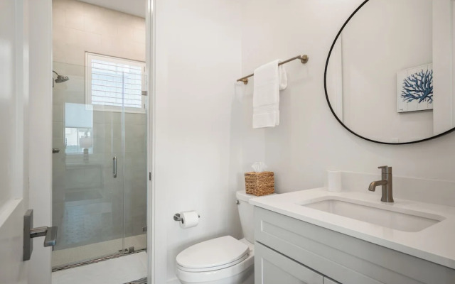 Serenity Shore 305 SOU