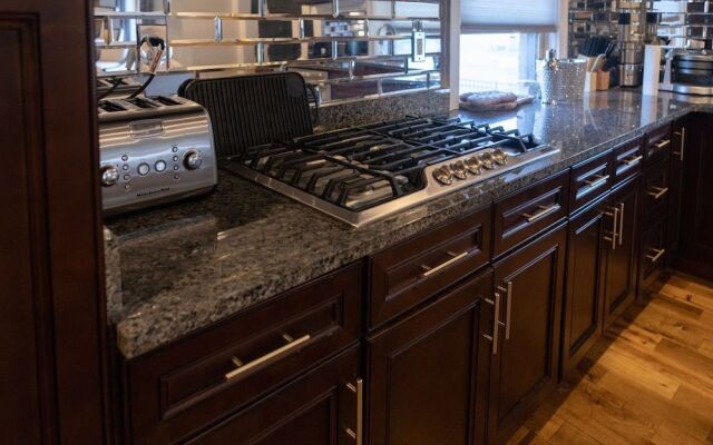 The Cochrane House Luxury Historic Inn