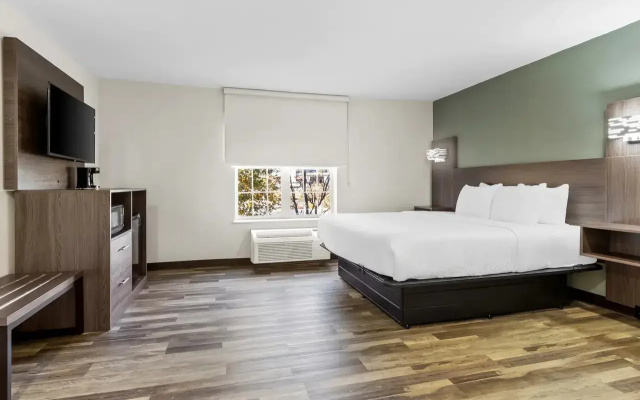 Quality Inn & Suites Columbia Harbison