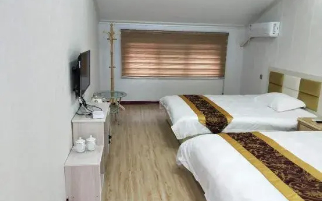 Jingxian County Nanshan Farmhouse