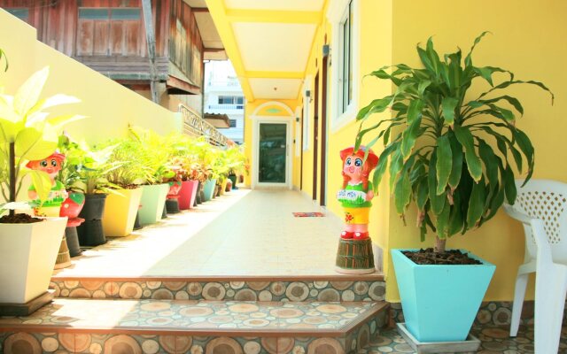 Perm Poon Sup Apartment
