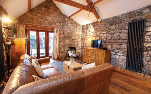 Hill End Barn - 1 Bed Barn Conversion - Llangennith