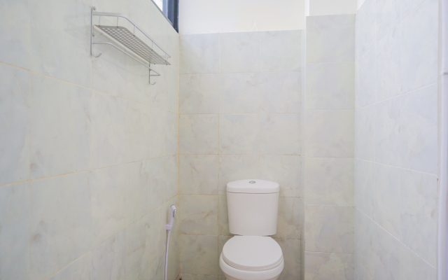 OYO 2308 Seven Season Residence