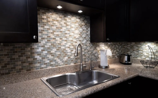 Scottsdale Miller 2 Bedroom Condo by RedAwning