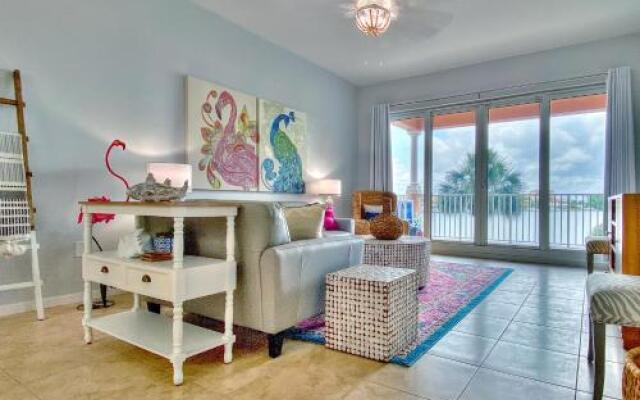 207 Harborview Grande