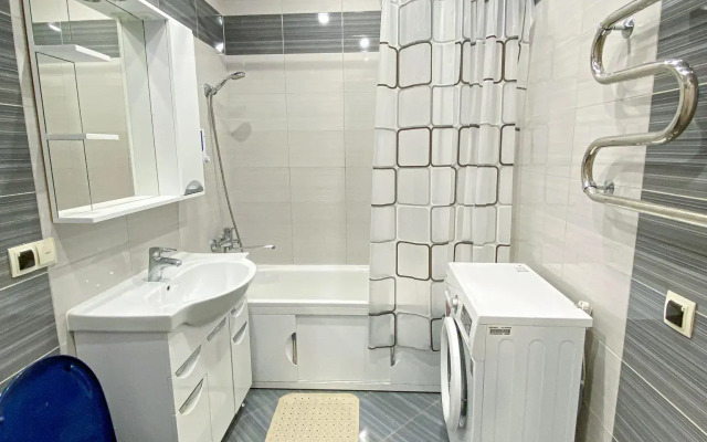 Apartments on 1st Shkolny proezd 12