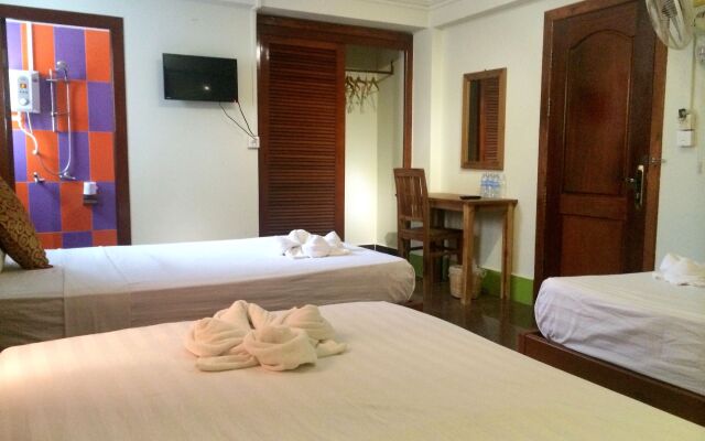 The Cashew Nut Guesthouse