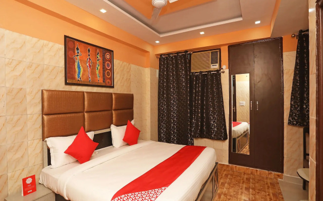 OYO 22663 Qlark Rooms & Lawn