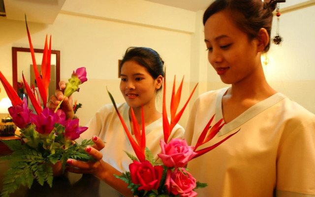 People Place Boutique In Town Hotel