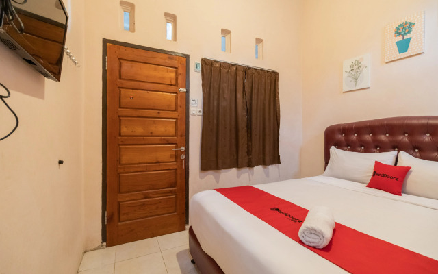 RedDoorz Syariah at D'Ostha Residence