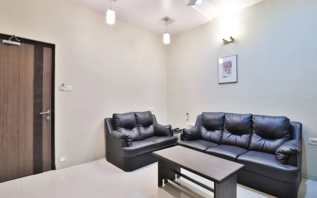 OYO 1271 Hotel Raajpath